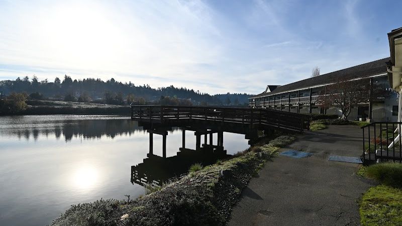 Photo of Edgewater Inn Coos Bay