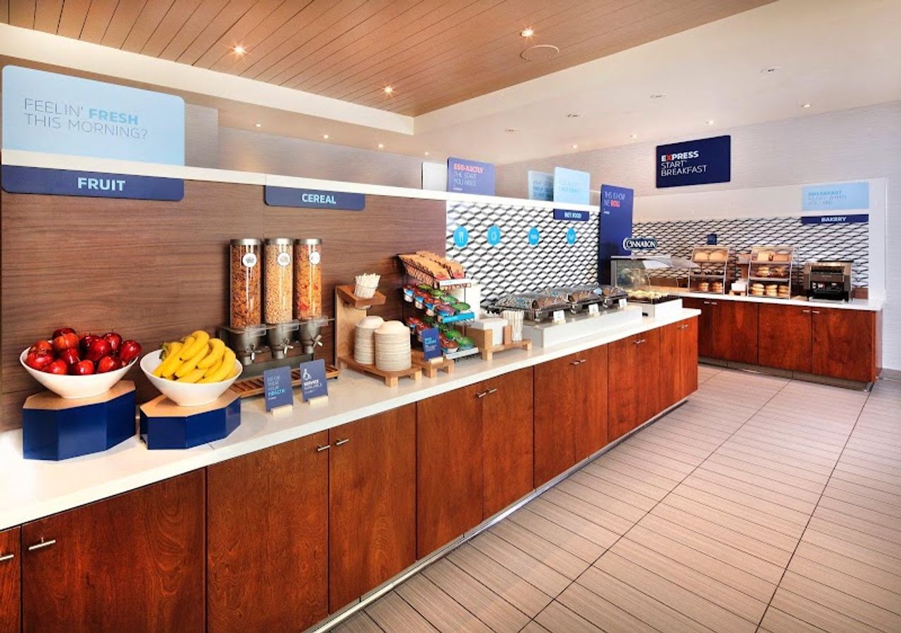 Photo of Holiday Inn Express & Suites San Francisco Fishermans Wharf, an IHG Hotel