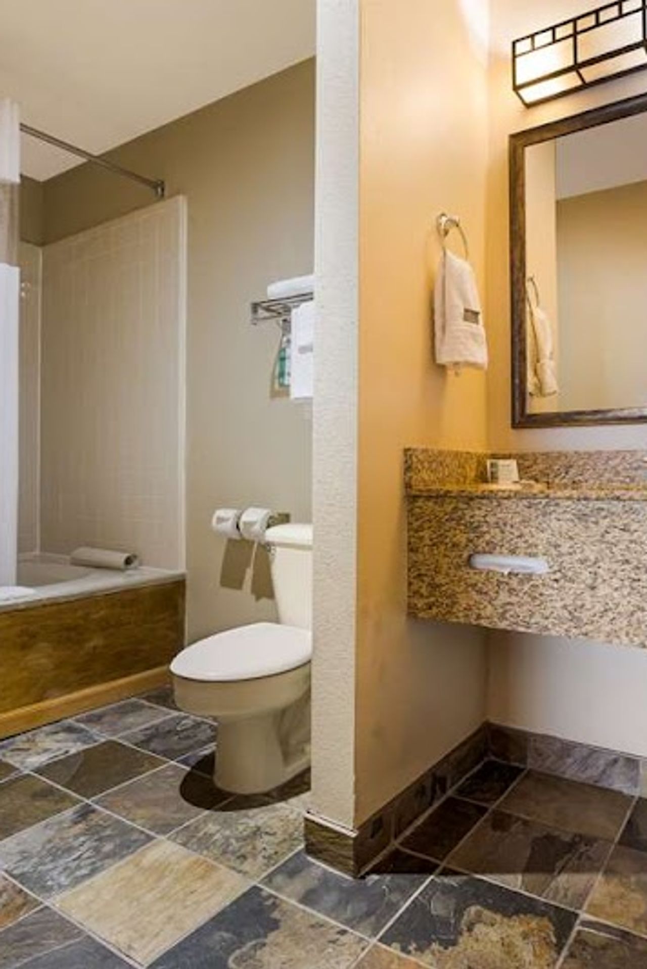 Photo of Best Western Northwest Lodge