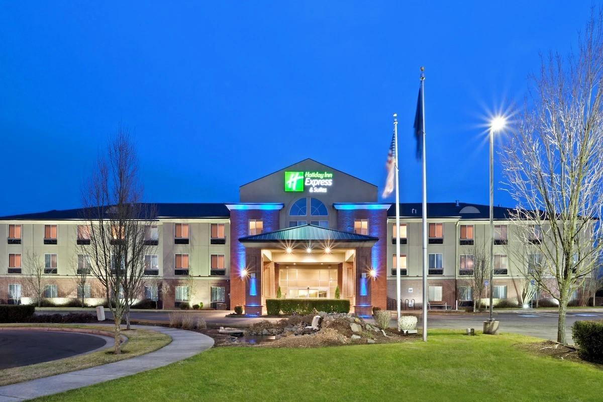 Holiday Inn Express & Suites Albany, an IHG Hotel