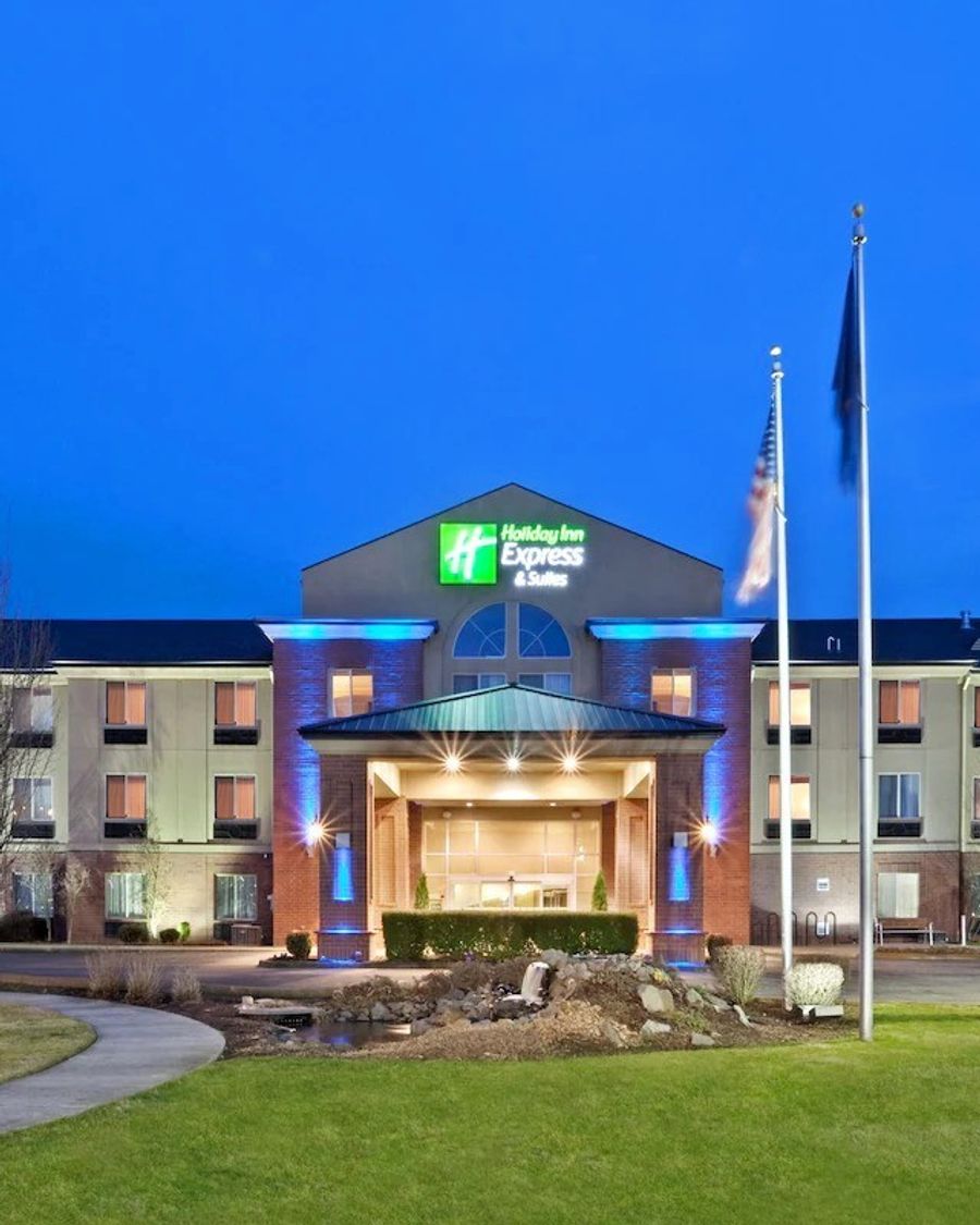 Holiday Inn Express & Suites Albany, an IHG Hotel