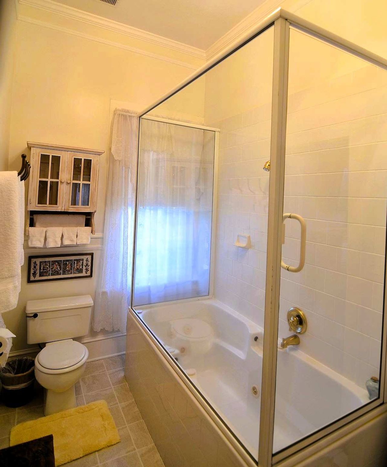 Inn St Helena - Bathroom, jet tubs