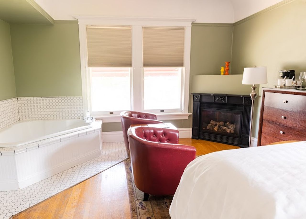 Photo of The Inn On First - Deluxe Napa Inn