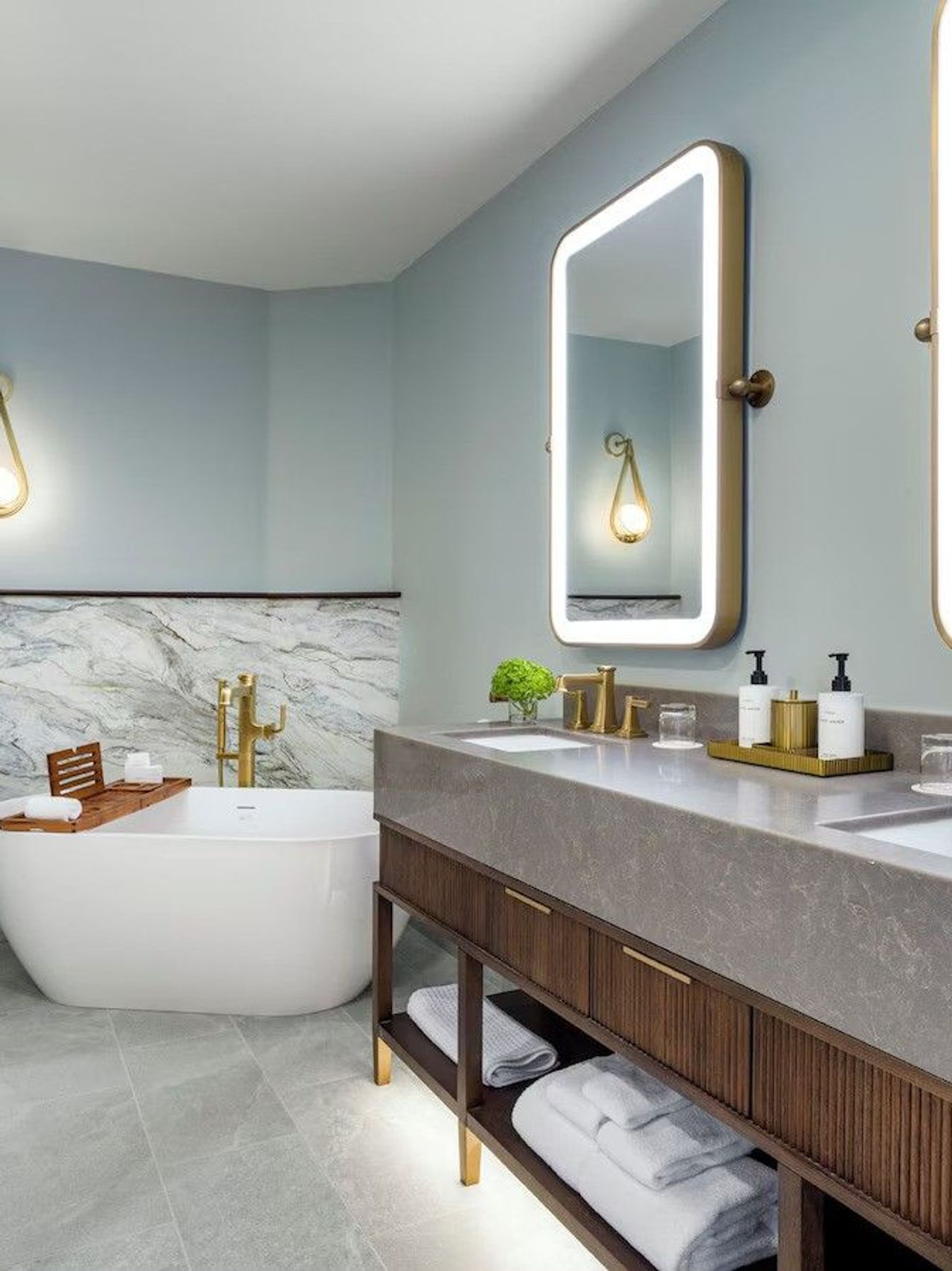 Photo of Vinarosa Resort & Spa - Fontana Studio Suite, Deep Soaking Tub.jpg
