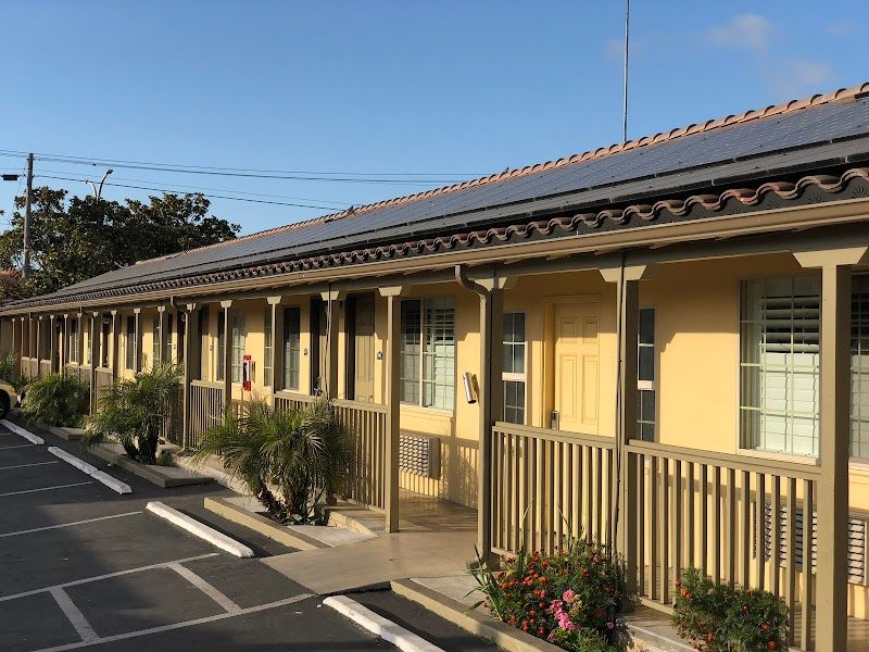 Photo of El Castell Motel - Exterior, Free Parking