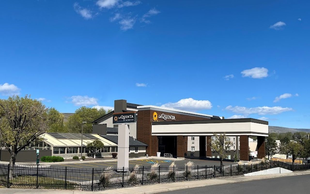 Photo of La Quinta Inn & Suites by Wyndham Yakima Downtown