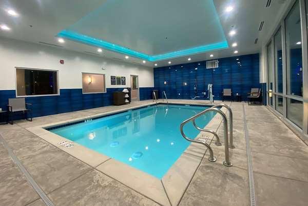 Photo of La Quinta Inn & Suites by Wyndham Galt Lodi North
