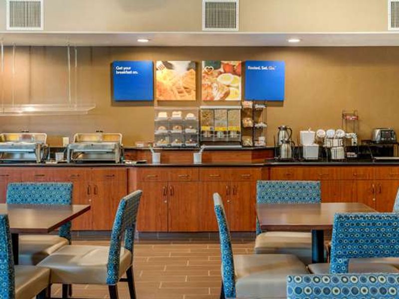 Photo of Comfort Inn & Suites Galt - Lodi North