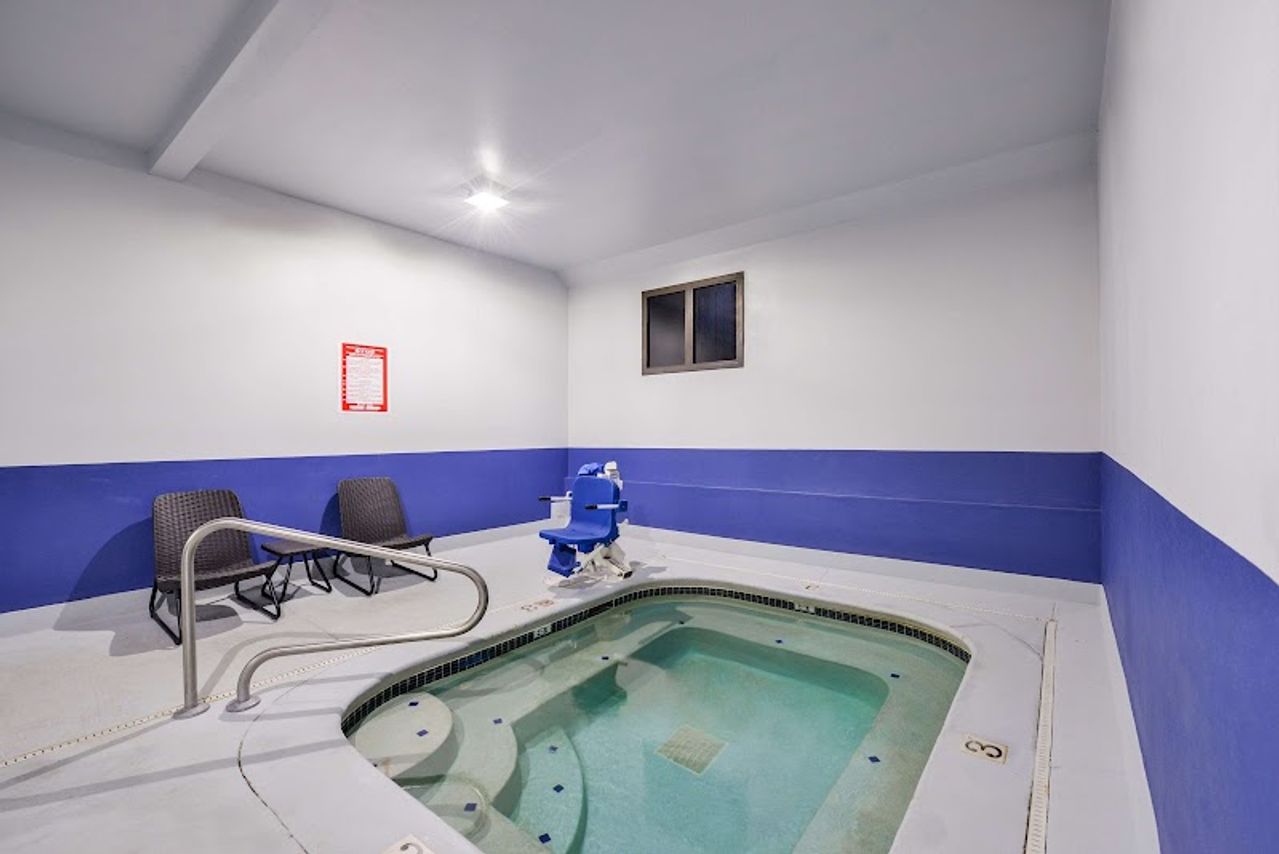 Photo of Best Western Newberg Inn