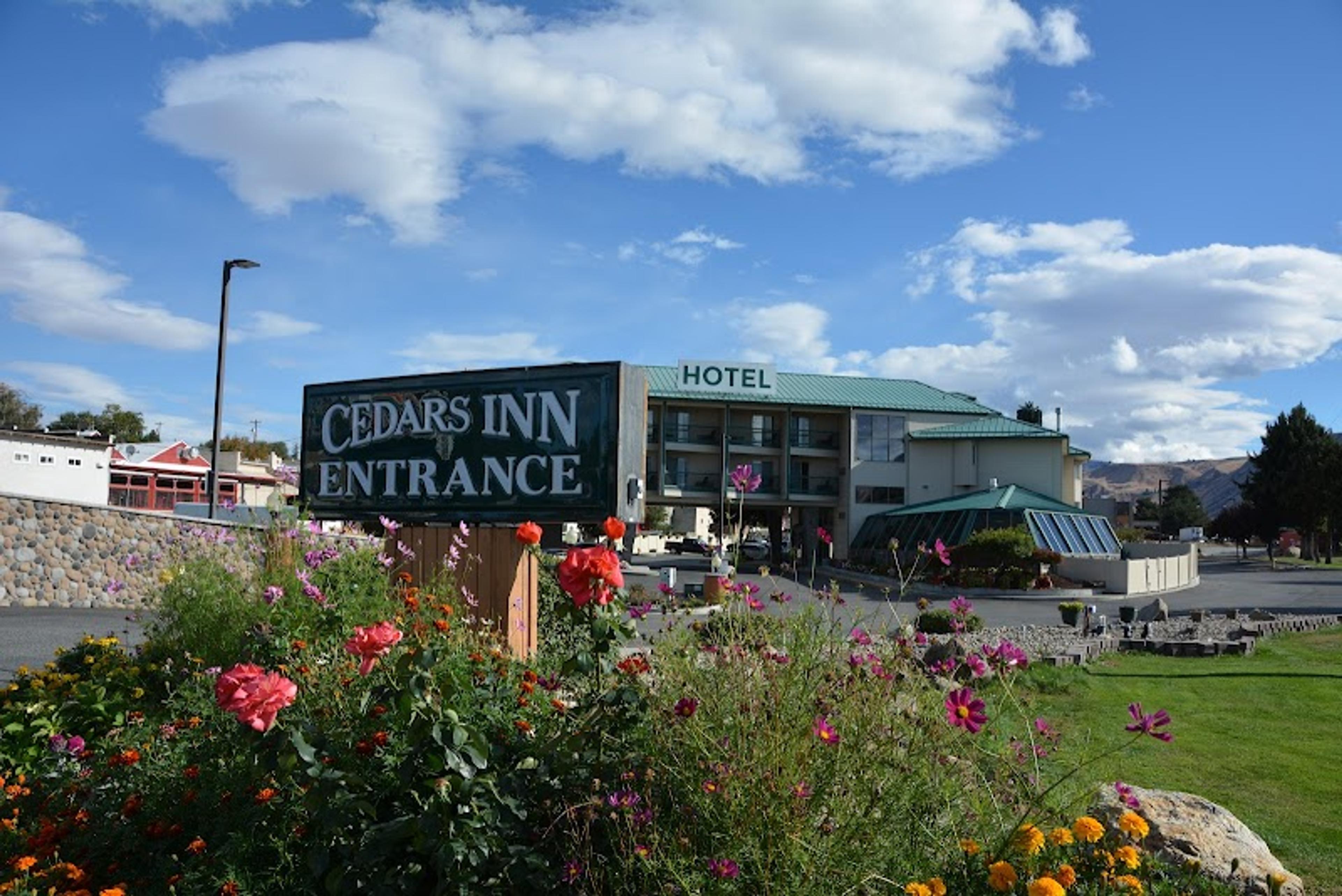 Cedars Inn