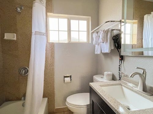 Photo of The Fremont Inn - Bathroom