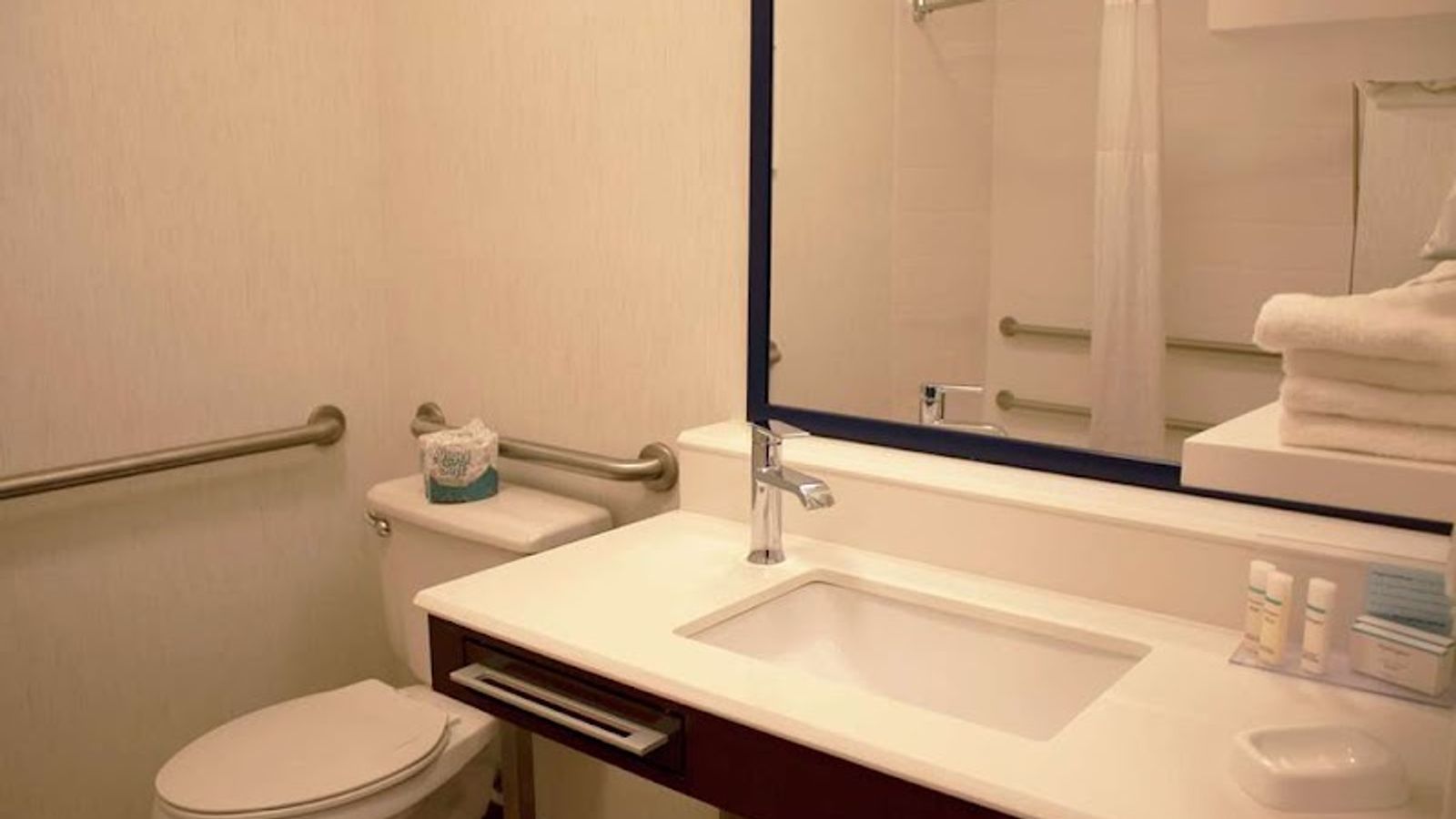 Photo of Hampton Inn Boise - Airport