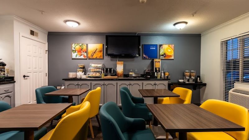 Photo of Quality Inn & Suites Tulare