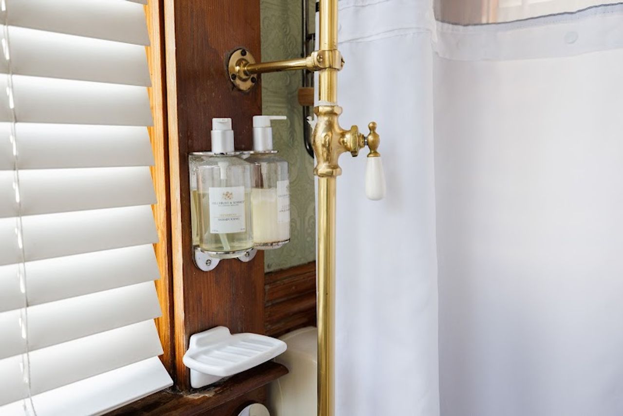 Photo of San Remo Hotel