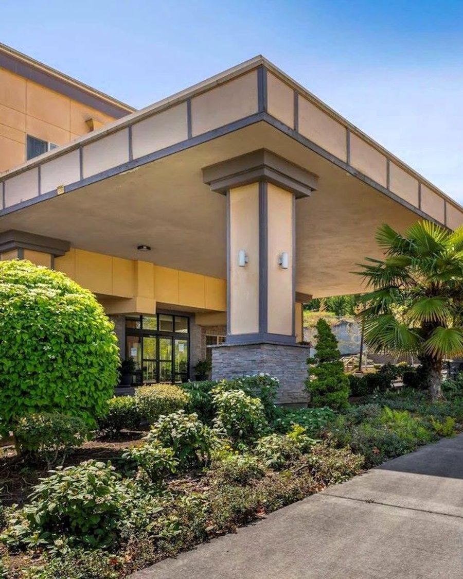 Comfort Suites Eugene