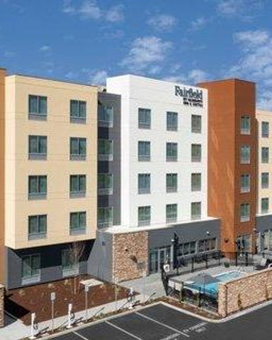 Fairfield Inn & Suites Santa Rosa Rohnert Park