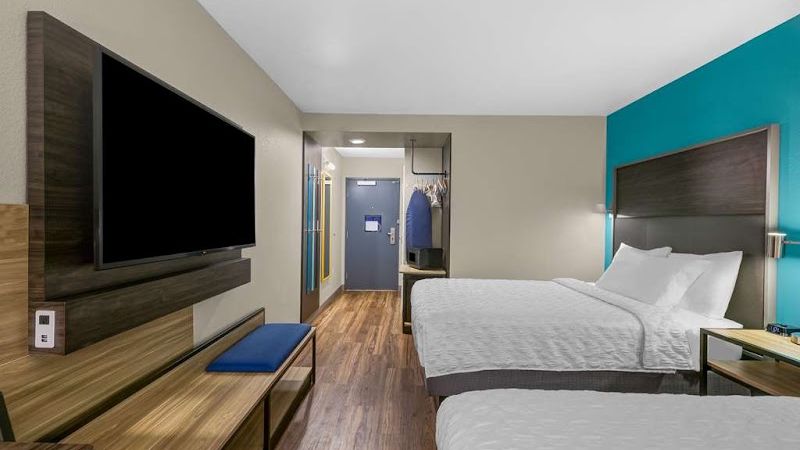 Photo of Tru by Hilton Lathrop