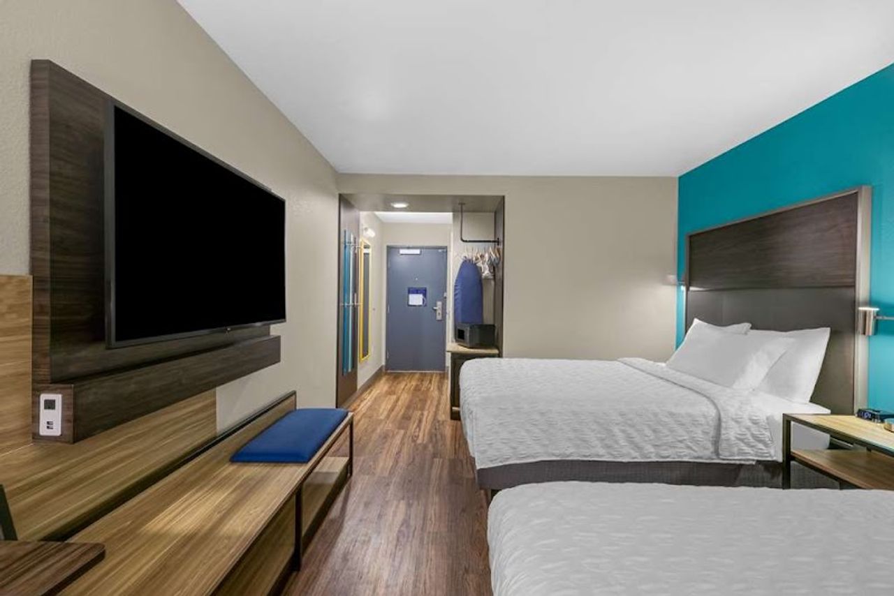 Photo of Tru by Hilton Lathrop