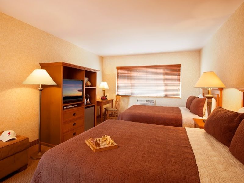 Photo of Cousins' Country Inn