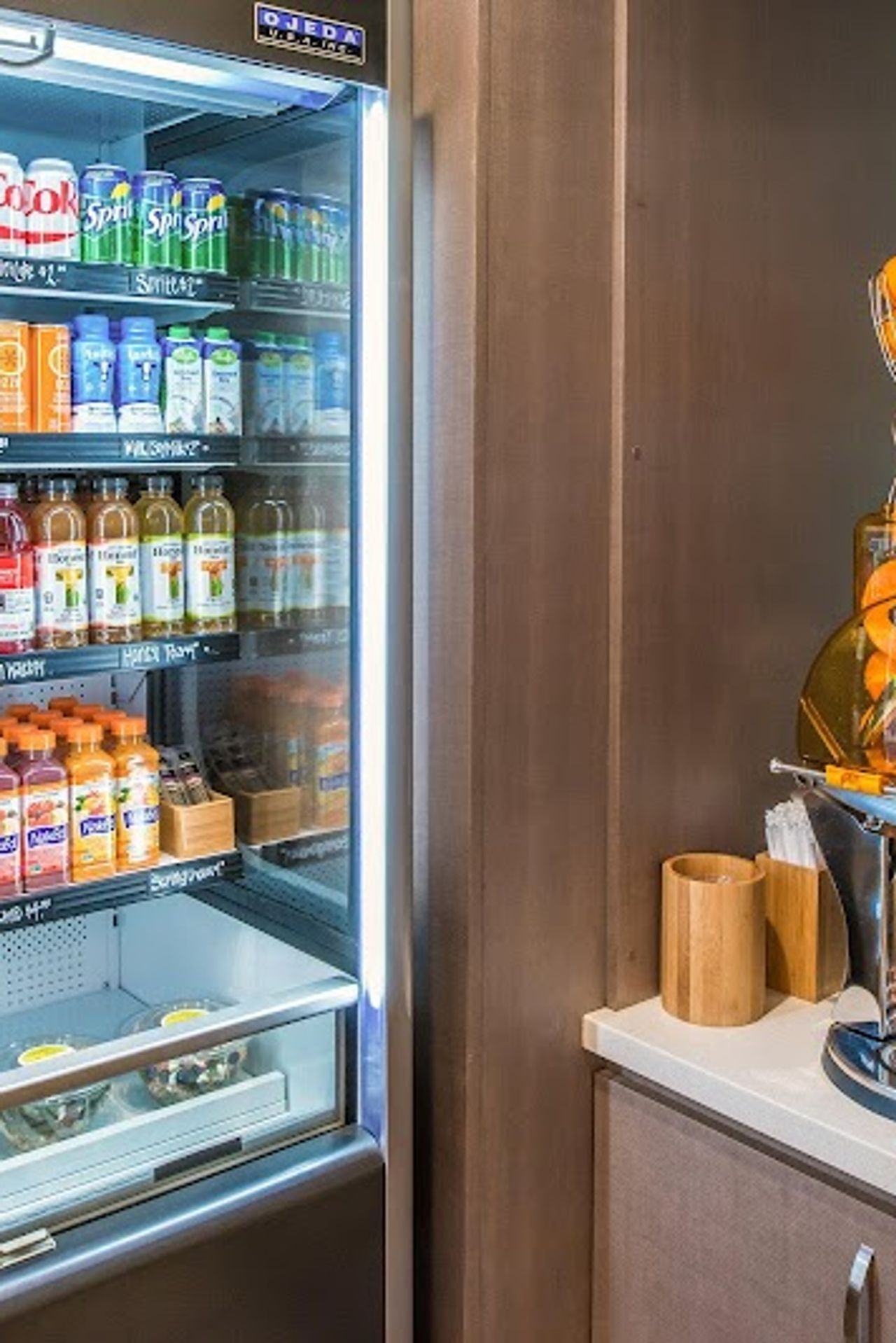 Photo of Even Hotel Eugene, an IHG Hotel - Snack bar