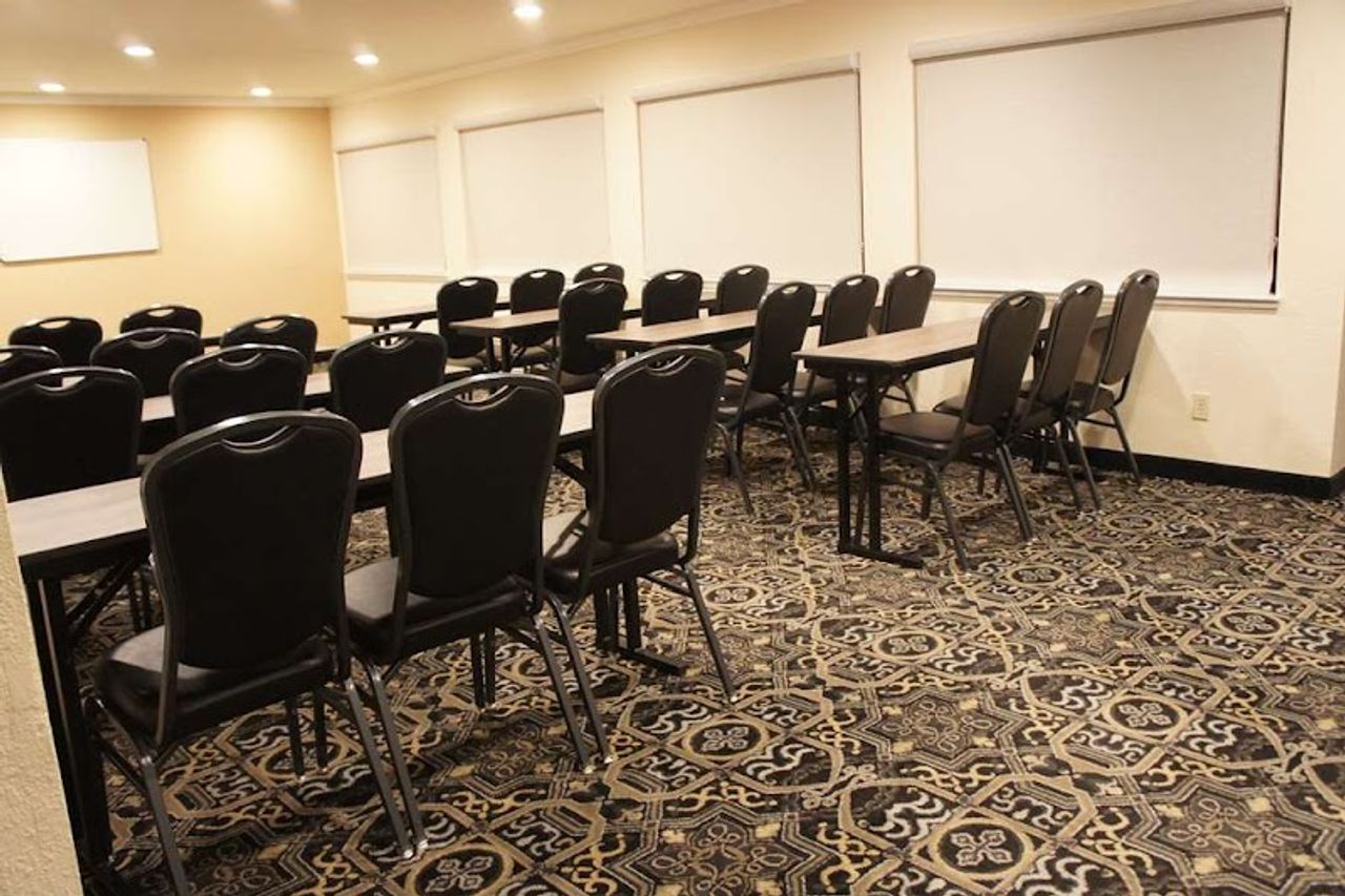 Photo of Best Western Plus Inn of Hayward