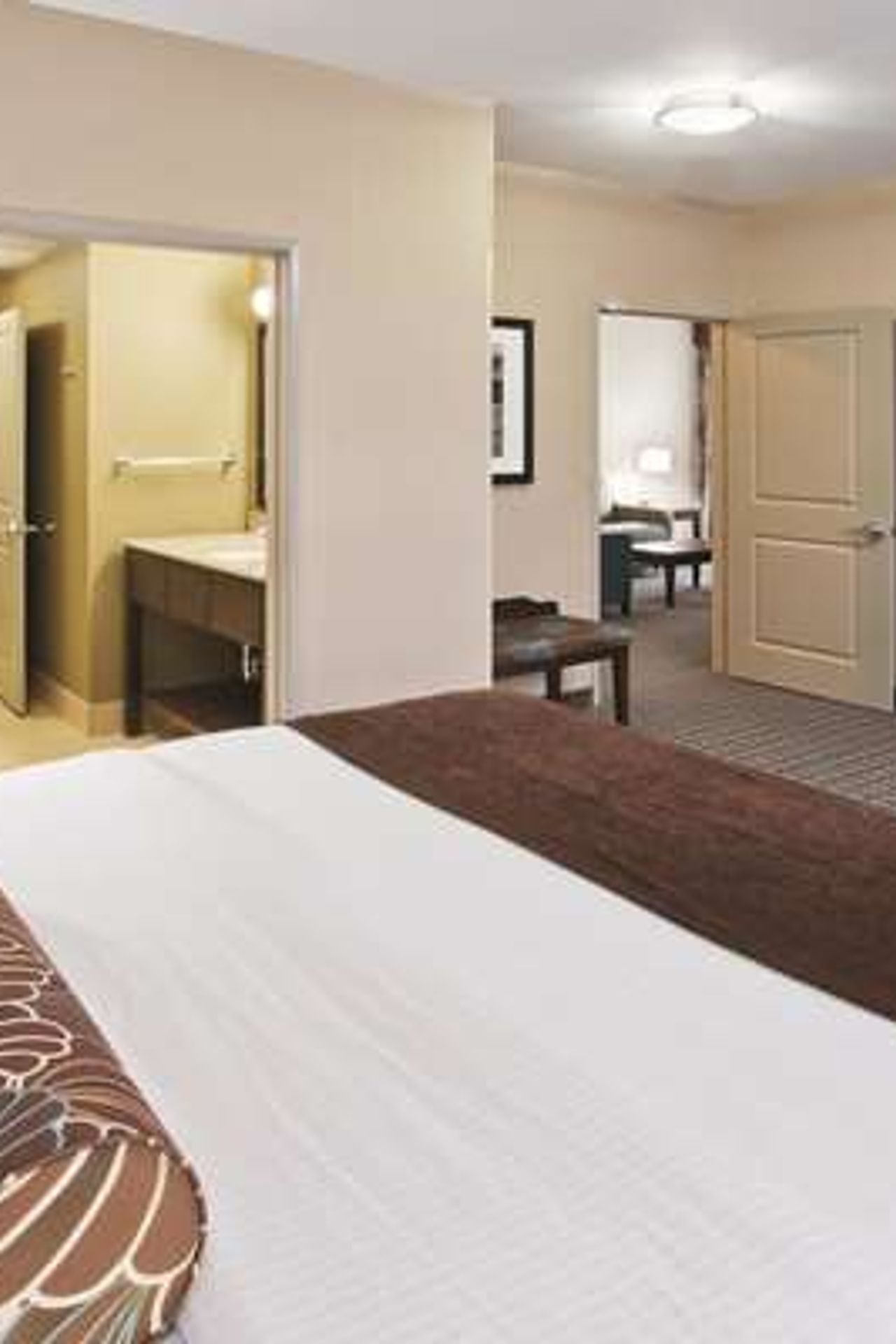 Photo of La Quinta Inn & Suites by Wyndham Bellingham