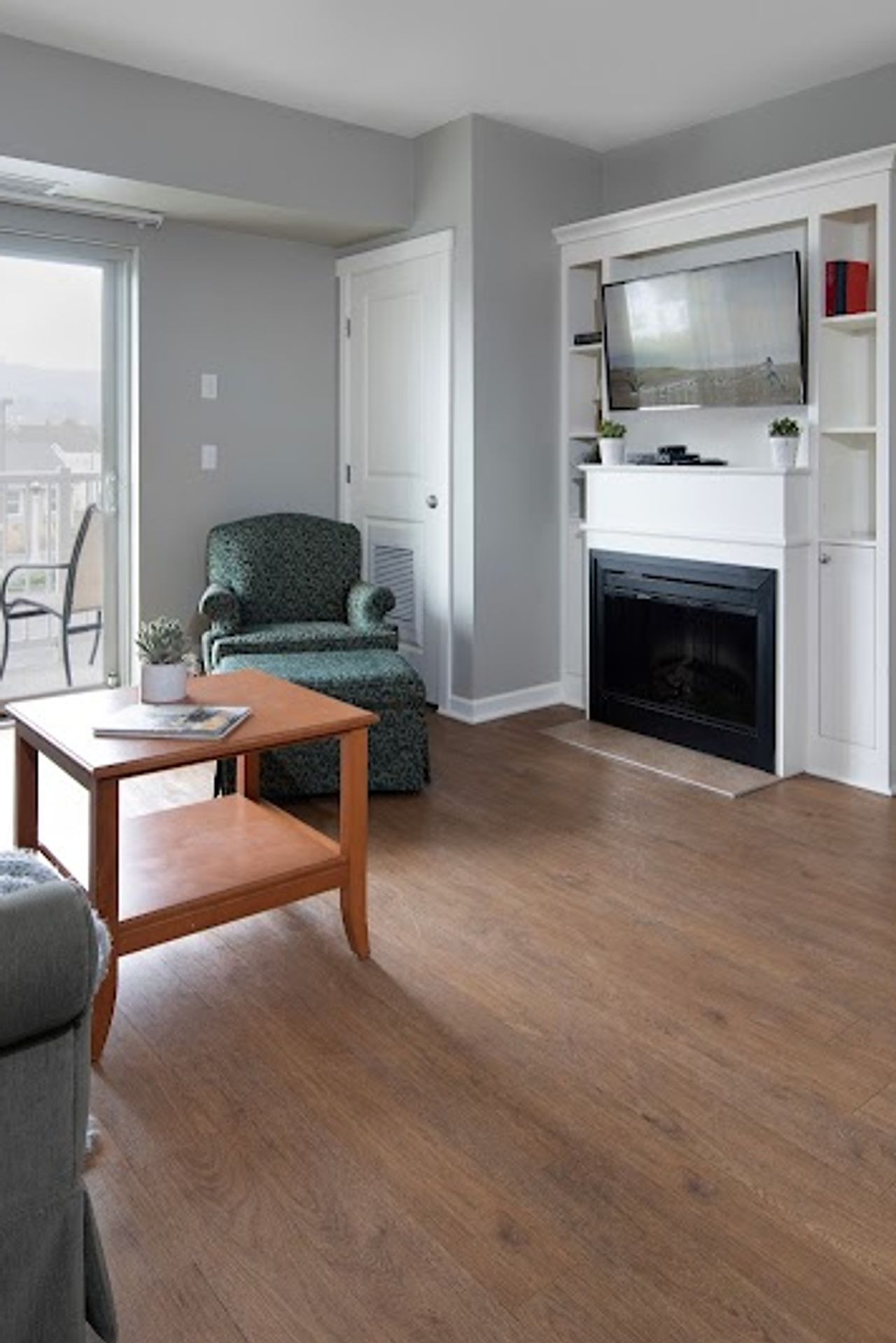 Photo of Rivertide Suites Hotel