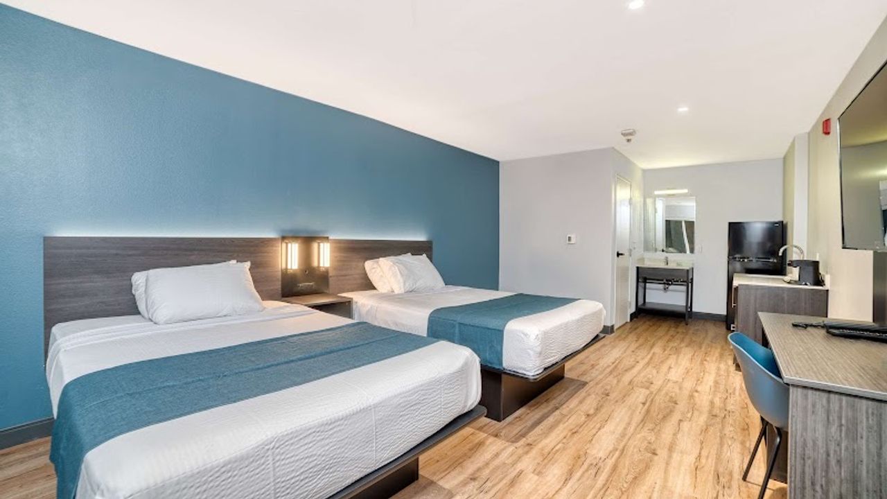 Photo of Studio 6 Suites Stockton, CA – Waterfront