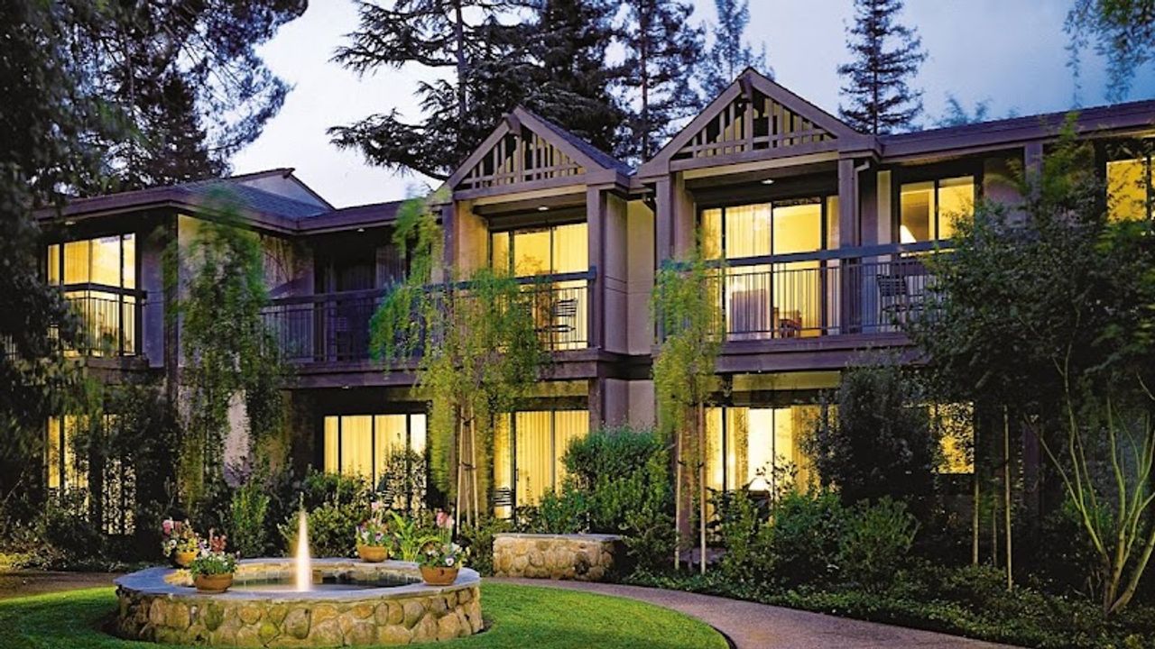 Photo of Creekside Inn