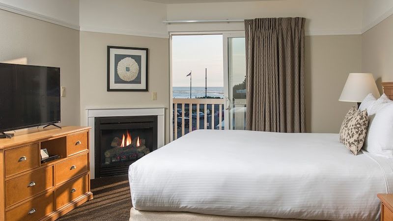 Photo of Looking Glass Inn