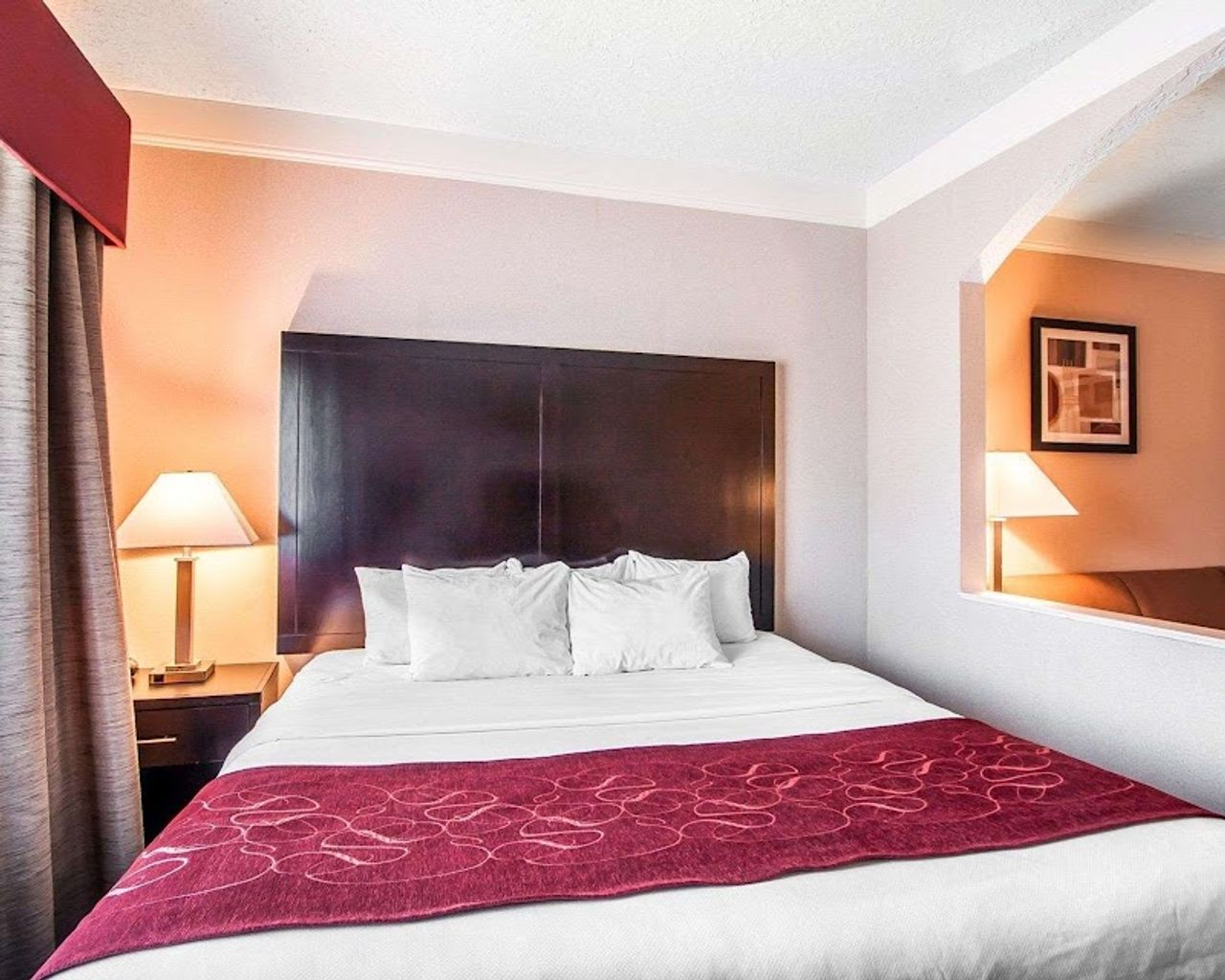 Photo of Comfort Suites