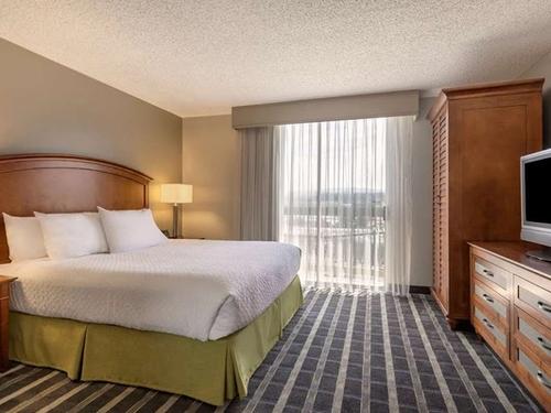 Photo of Embassy Suites by Hilton San Francisco Airport Waterfront