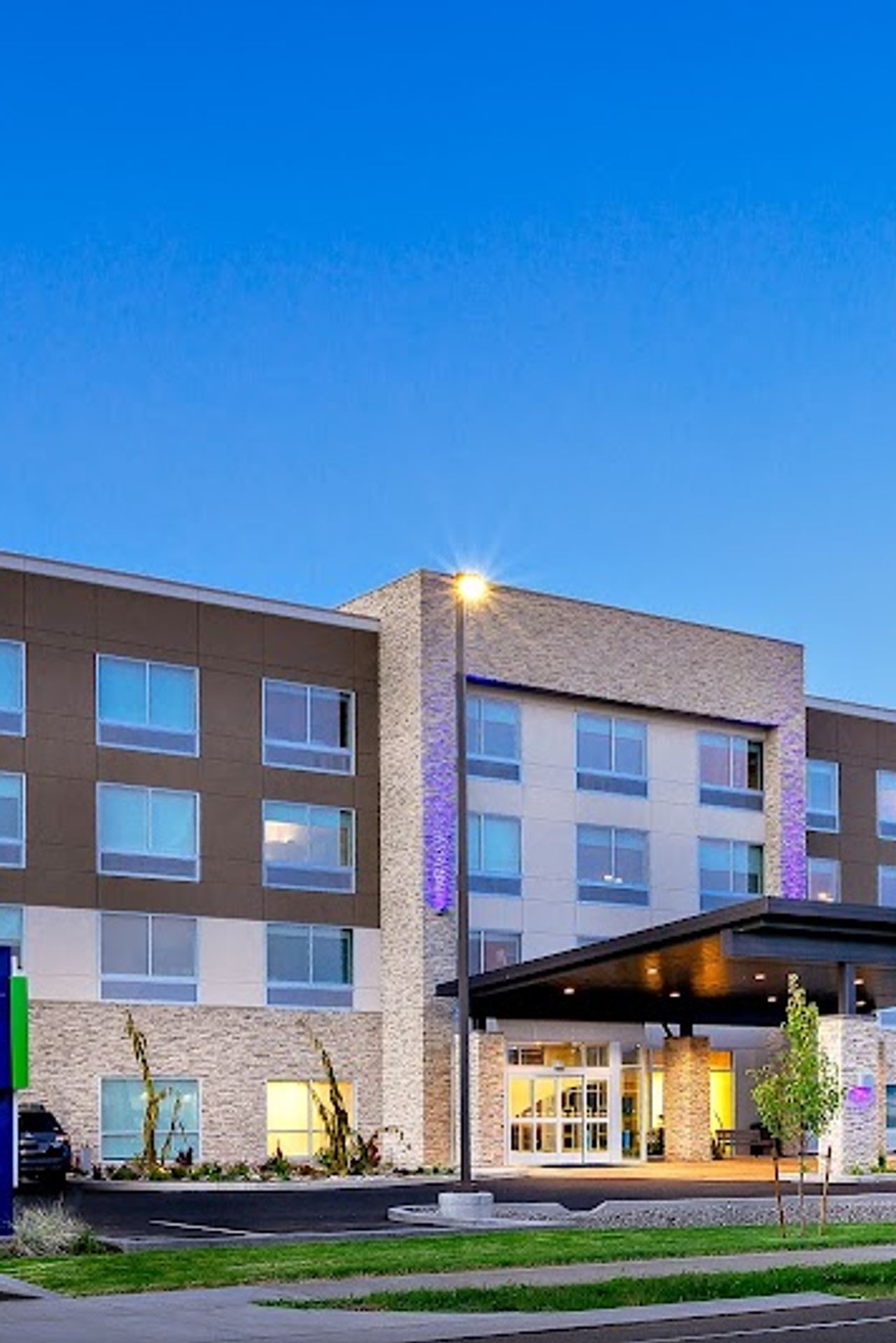 Photo of Holiday Inn Express Union Gap