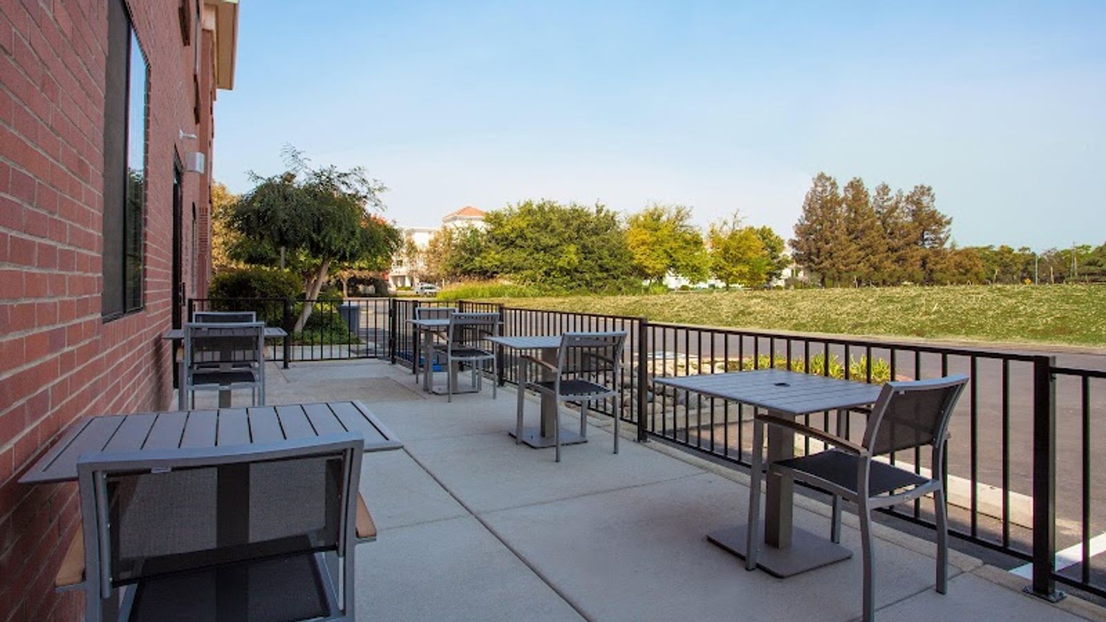 Photo of Holiday Inn Express & Suites Davis - University Area, an IHG Hotel