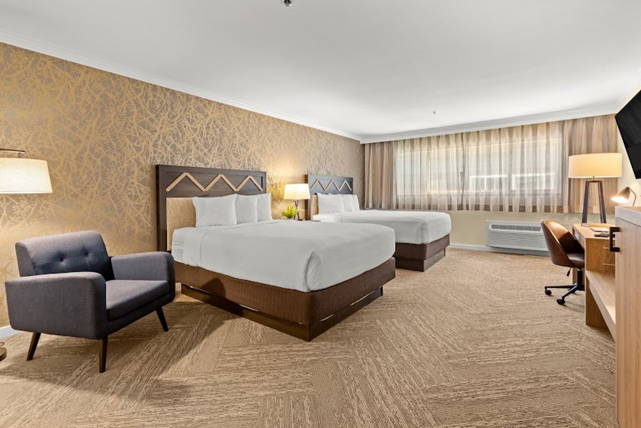 Photo of Best Western Plus Inn at the Vines