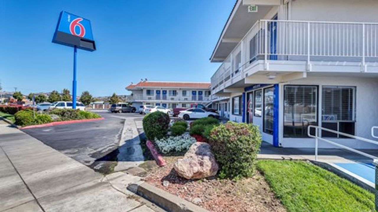 Photo of Motel 6 Vallejo, CA - Six Flags West