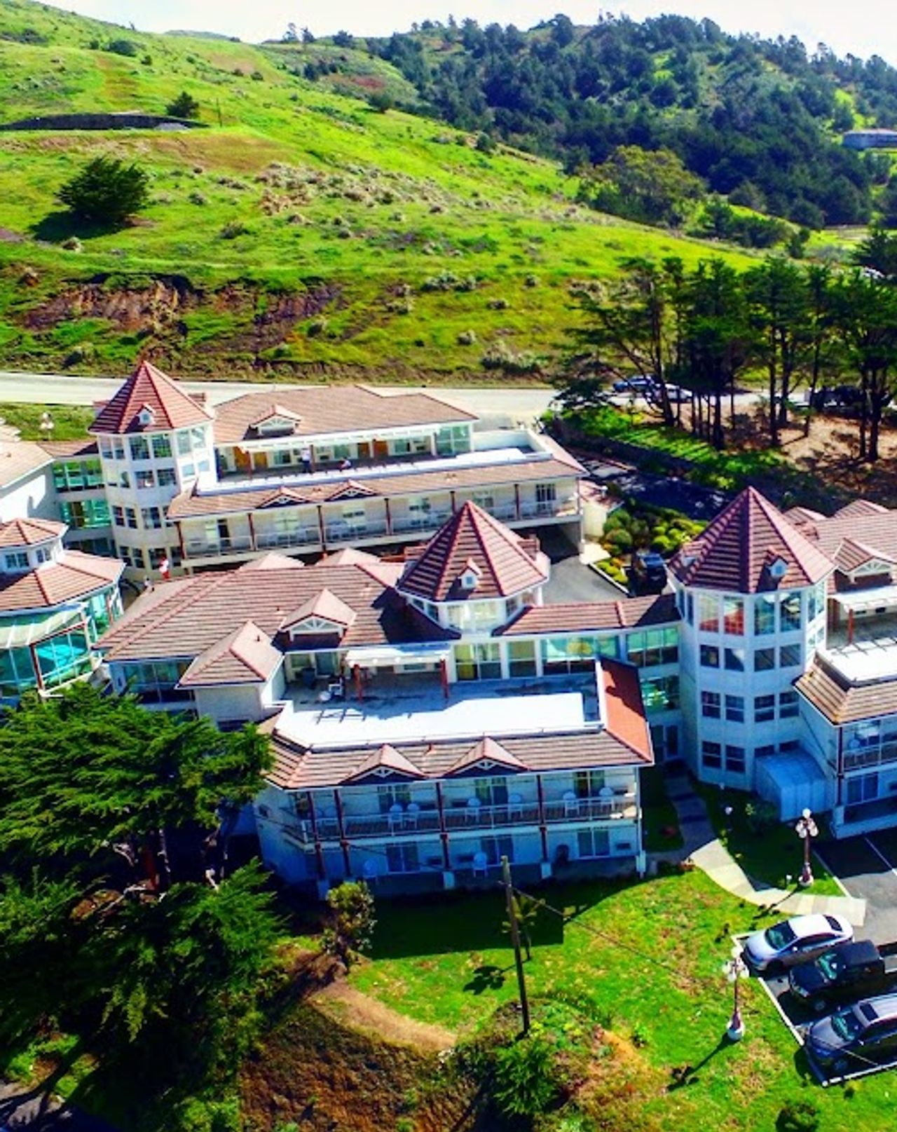 Photo of Pacifica Beach Hotel