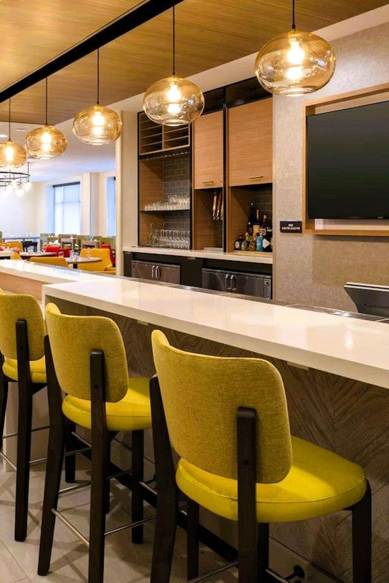 Hilton Garden Inn Tacoma Downtown - Bar