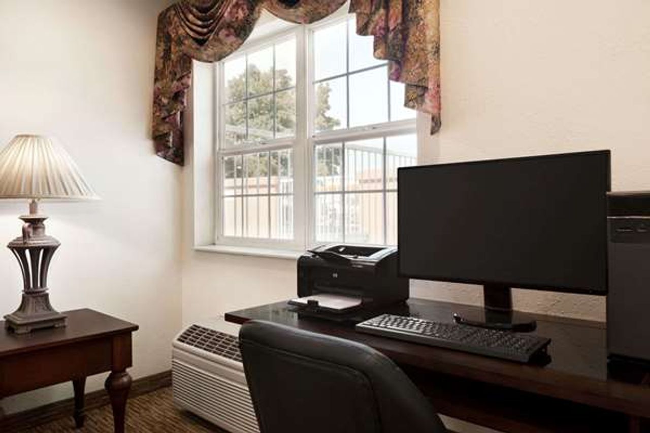 Photo of Microtel Inn & Suites by Wyndham Lodi/North Stockton