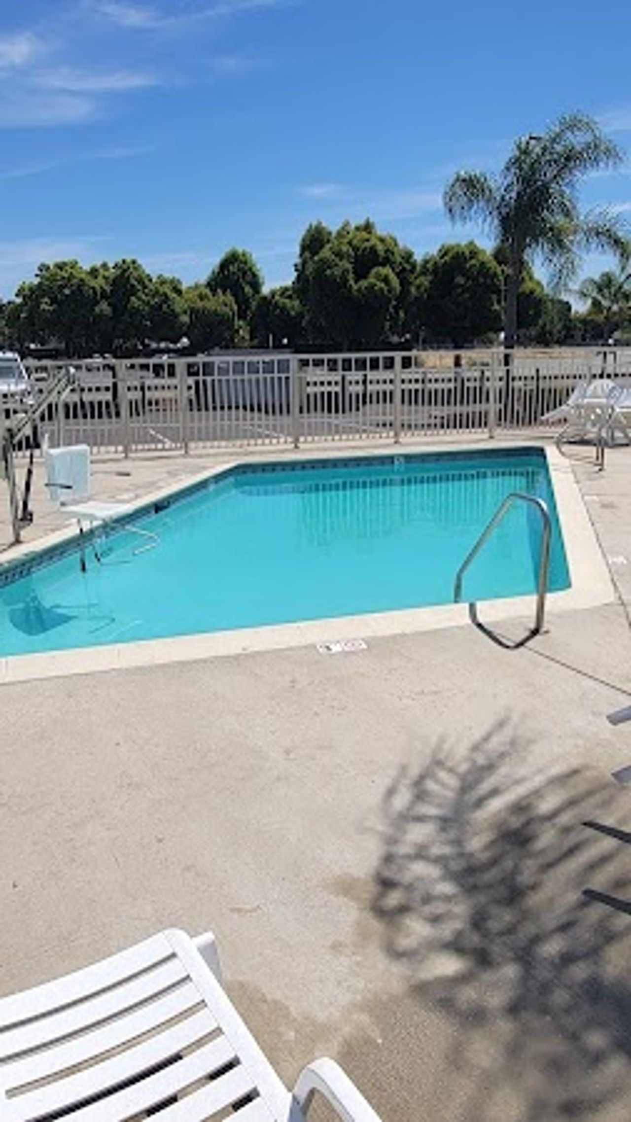 Photo of Days Inn by Wyndham Lathrop