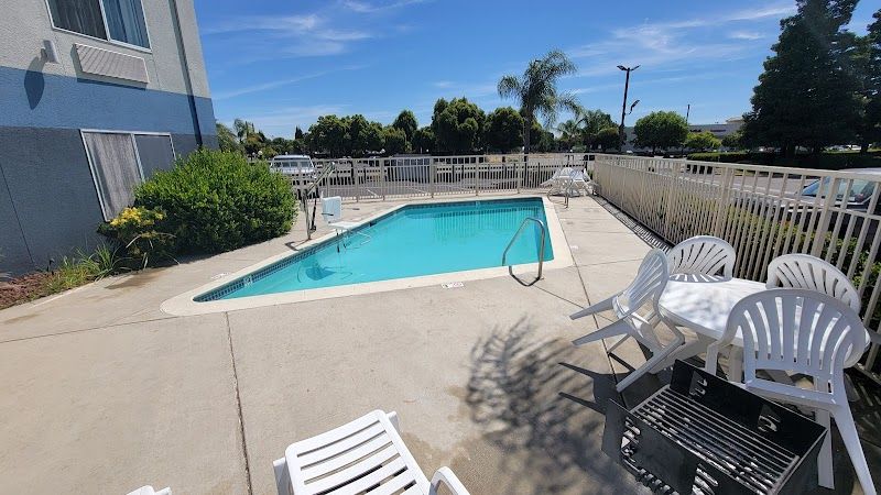 Photo of Days Inn by Wyndham Lathrop