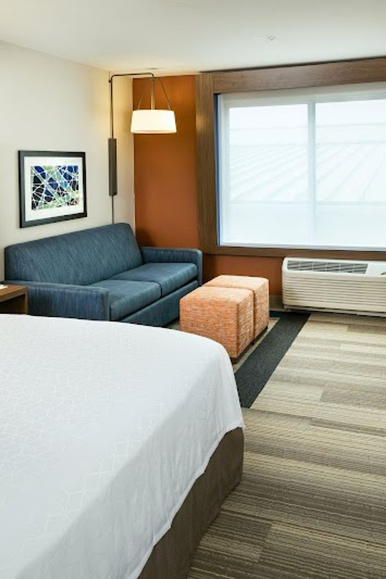 Photo of Holiday Inn Express & Suites Medford, an IHG Hotel