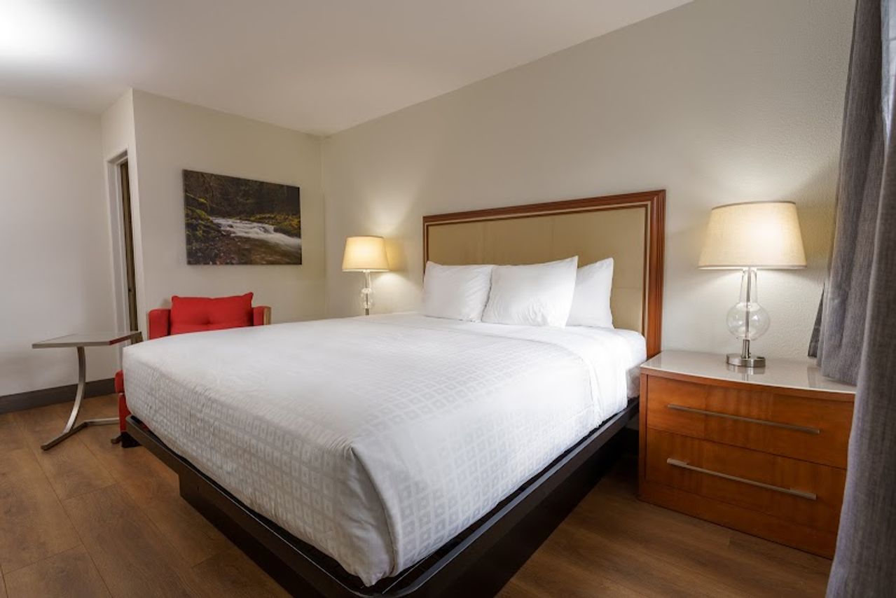 Photo of Riverfront Inn - Roseburg