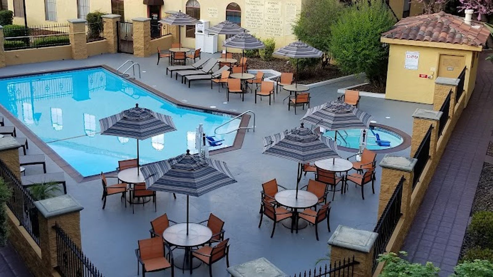 Photo of Best Western Plus Heritage Inn