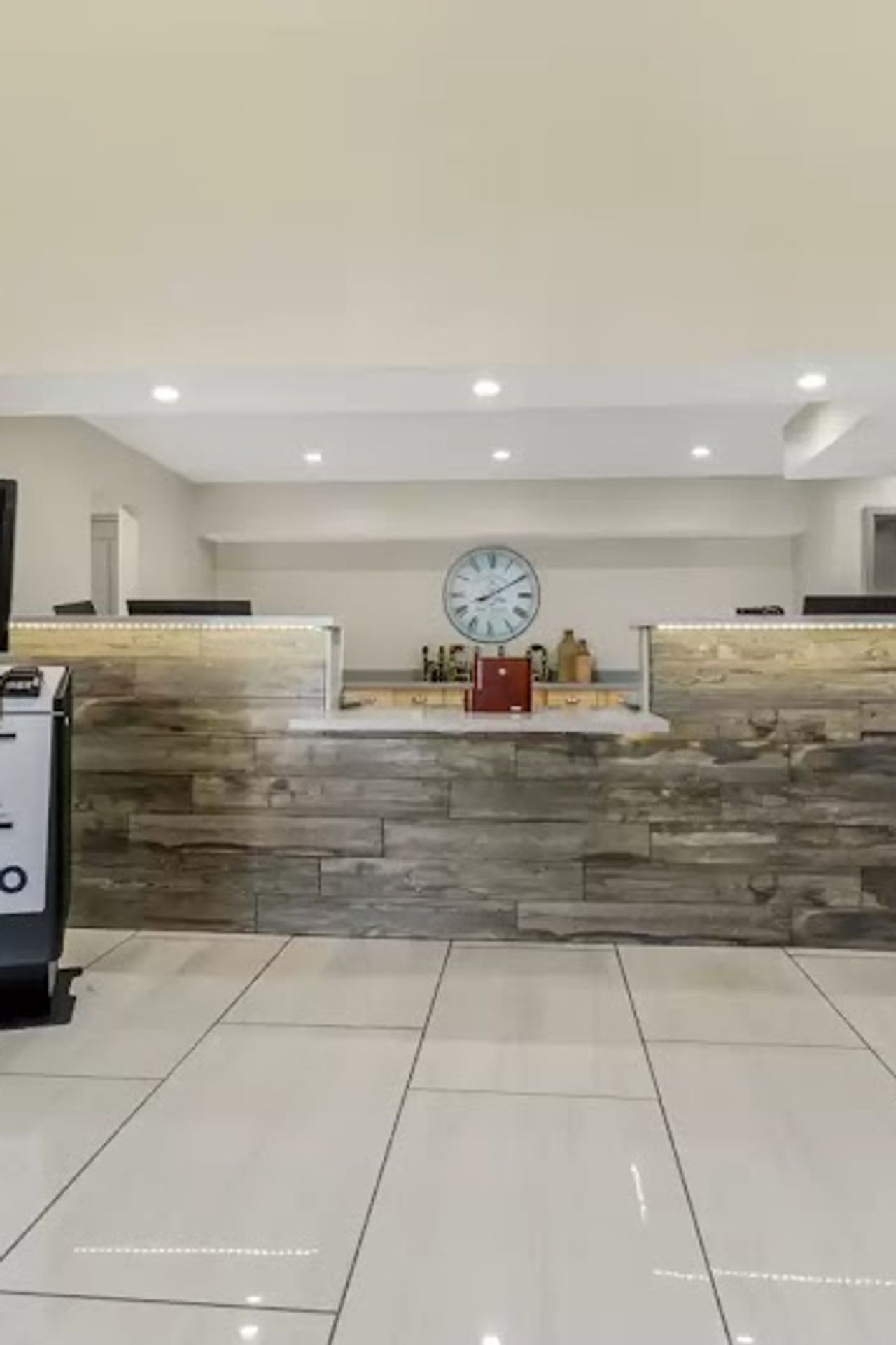 Photo of Country Inn & Suites by Radisson, Vallejo Napa Valley, CA