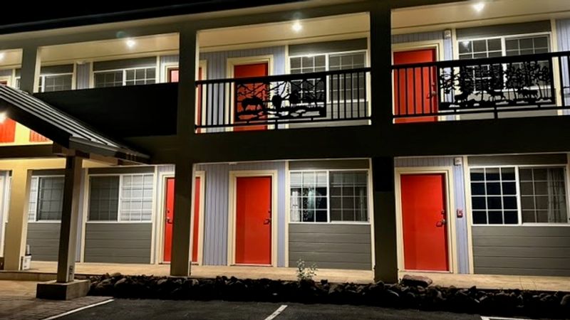 Photo of Crater Lake Gateway-Highway 140