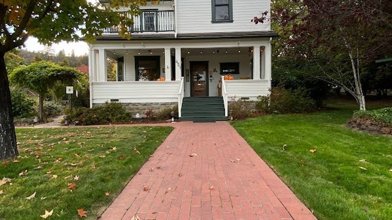 Photo of Abigail's Bed and Breakfast Inn