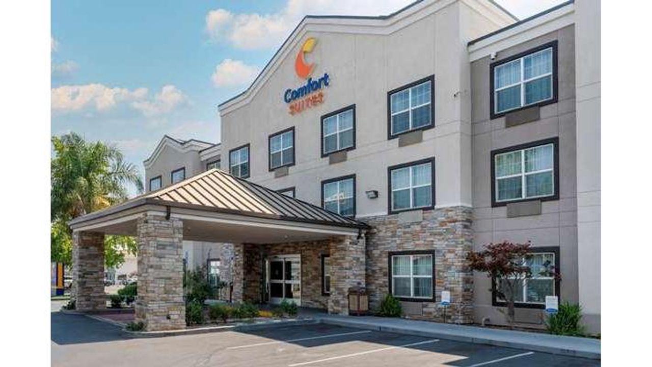 Photo of Comfort Suites Downtown Sacramento