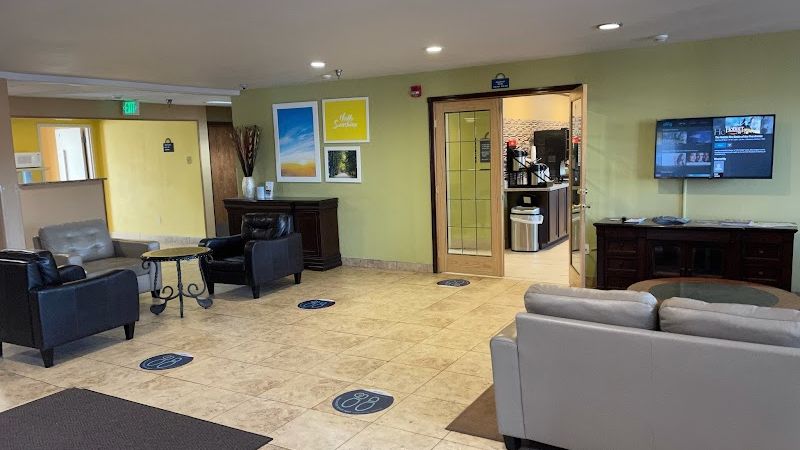 Photo of Days Inn & Suites by Wyndham Spokane Airport Airway Heights