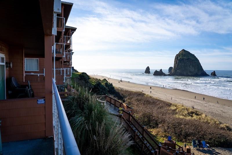 Photo of Hallmark Resort & Spa Cannon Beach